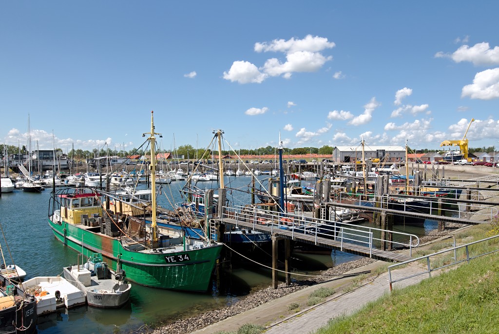 yerseke mossel oester mossels oesters oesterputten hdr kweek zeeland oosterschelde visserij